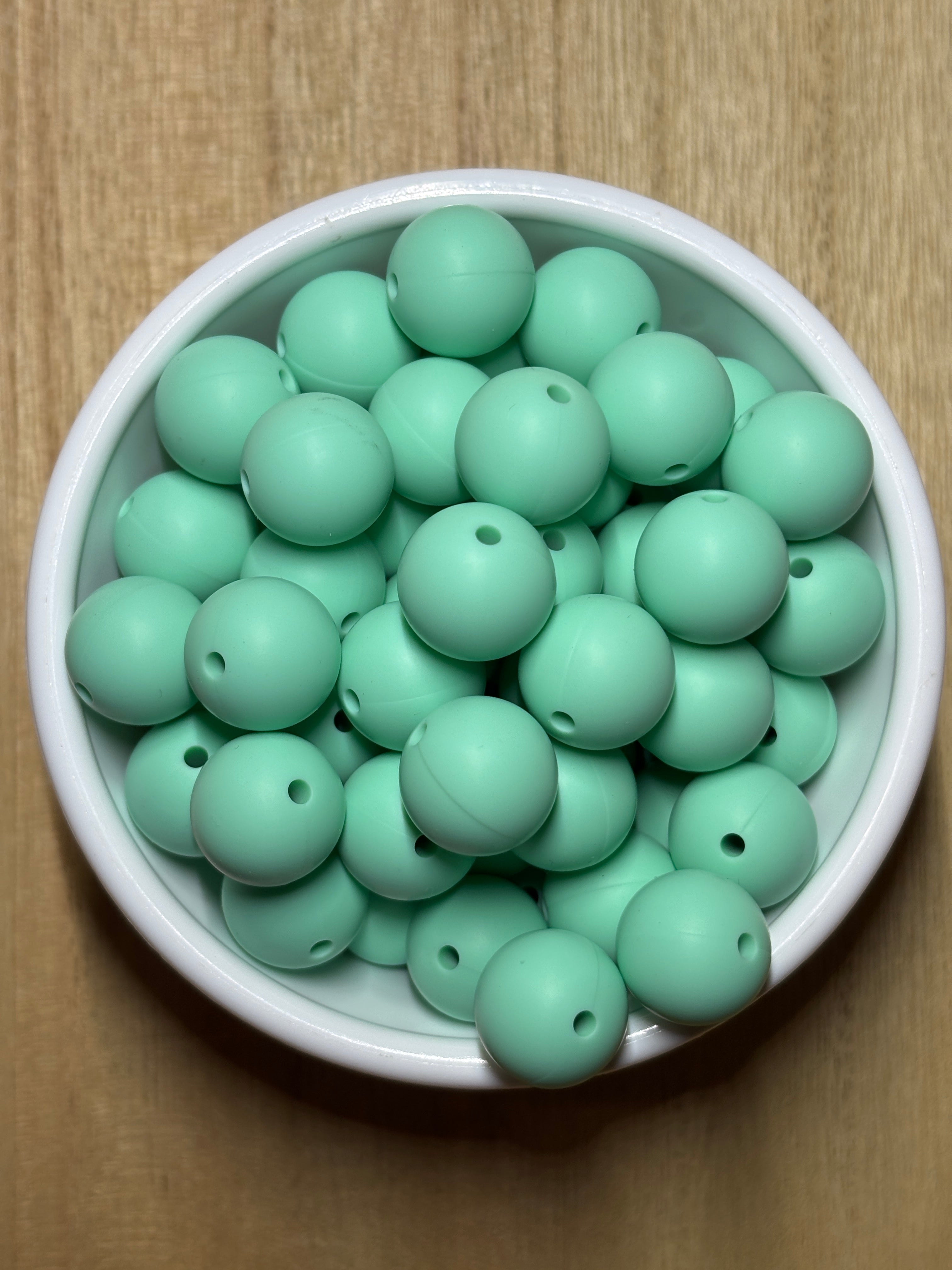 15mm Mint Green Silicone Bead