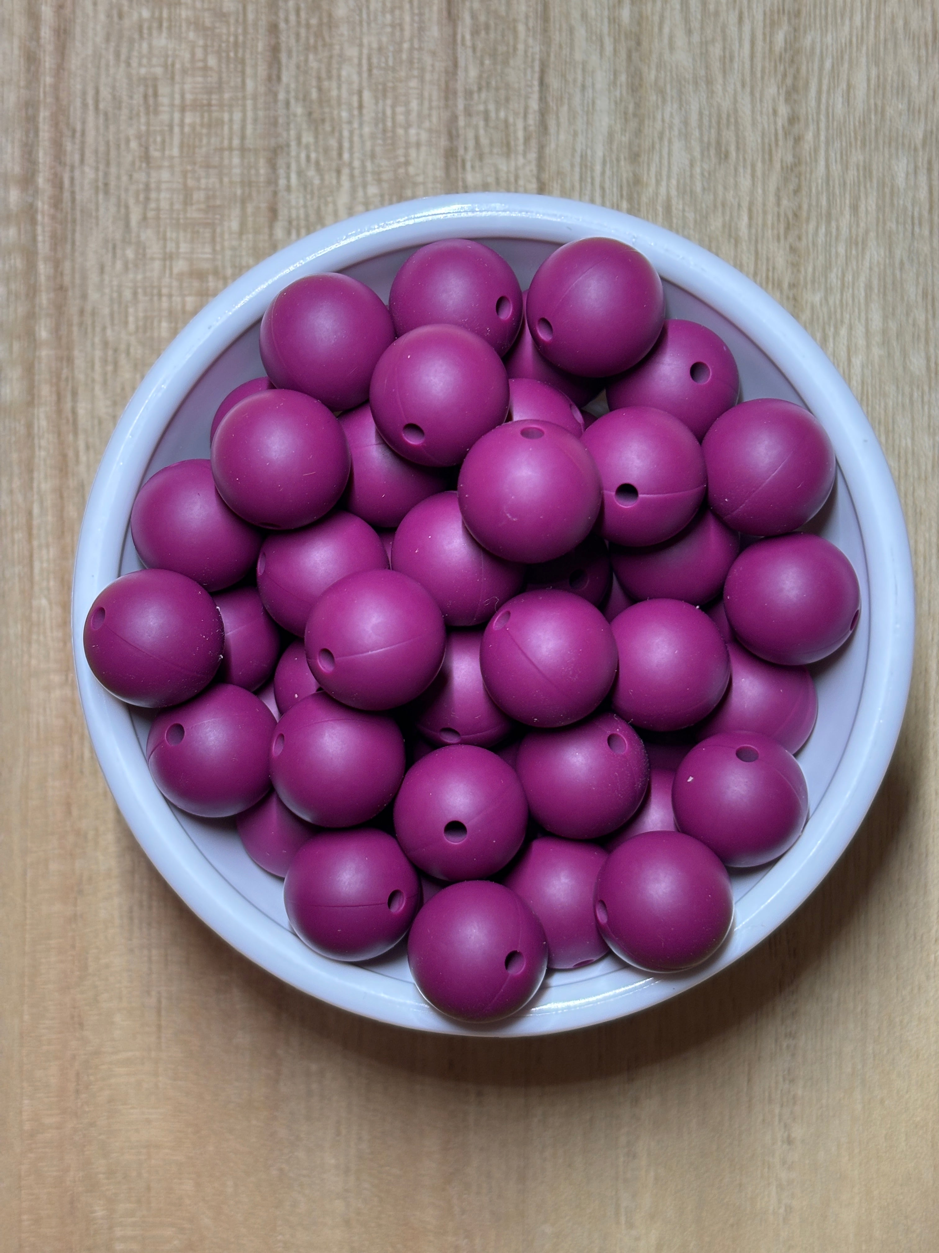 15mm Wine Red Silicone Bead