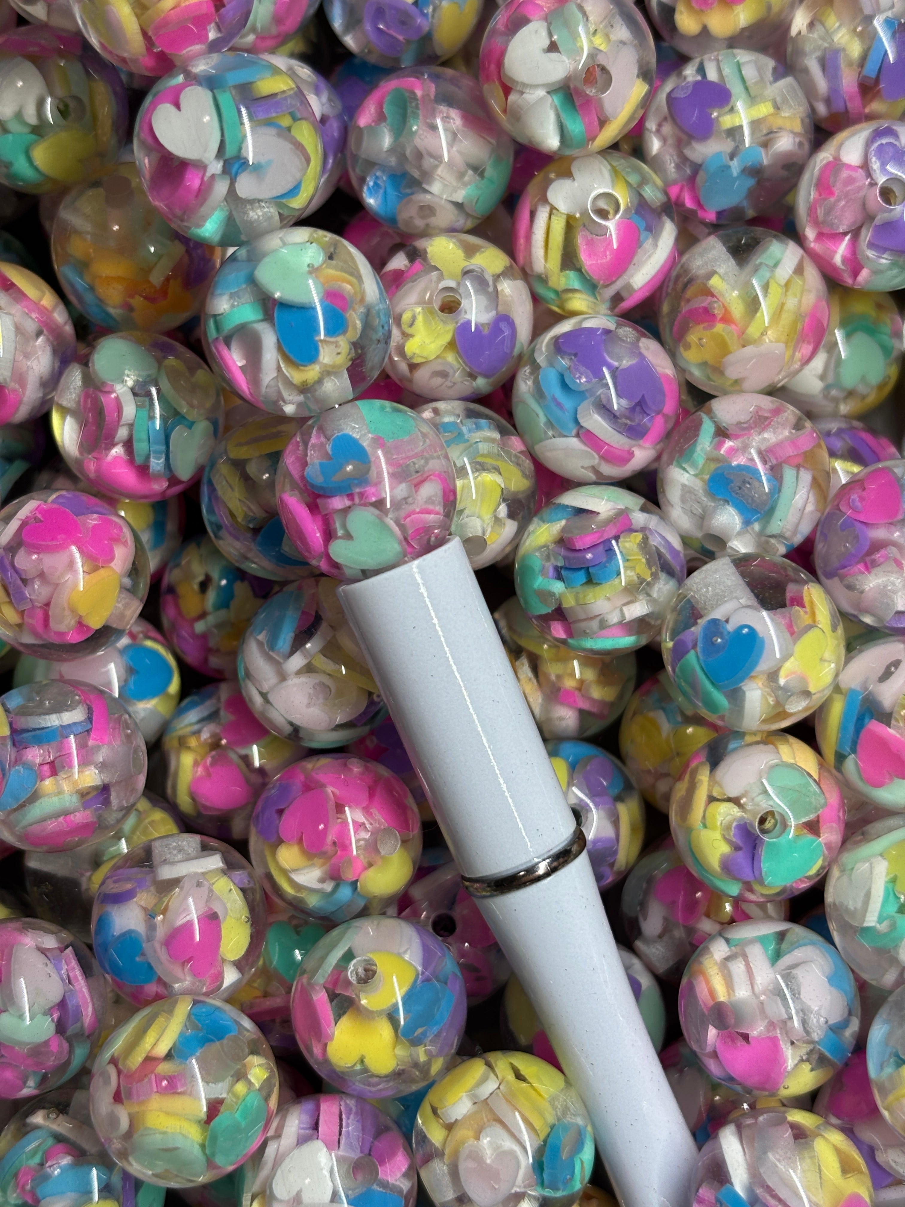16mm Chunky Heart Confetti Round Acrylic Beads Pack of 20