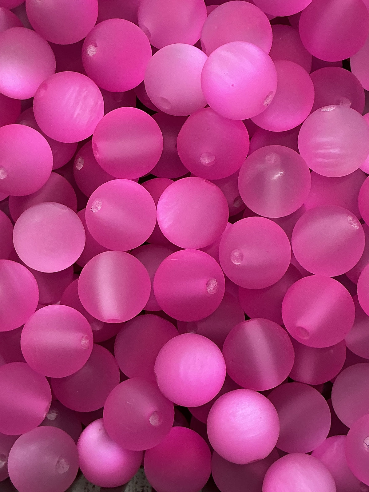 16mm Frosted Cateye Acrylic Beads Pack of 25