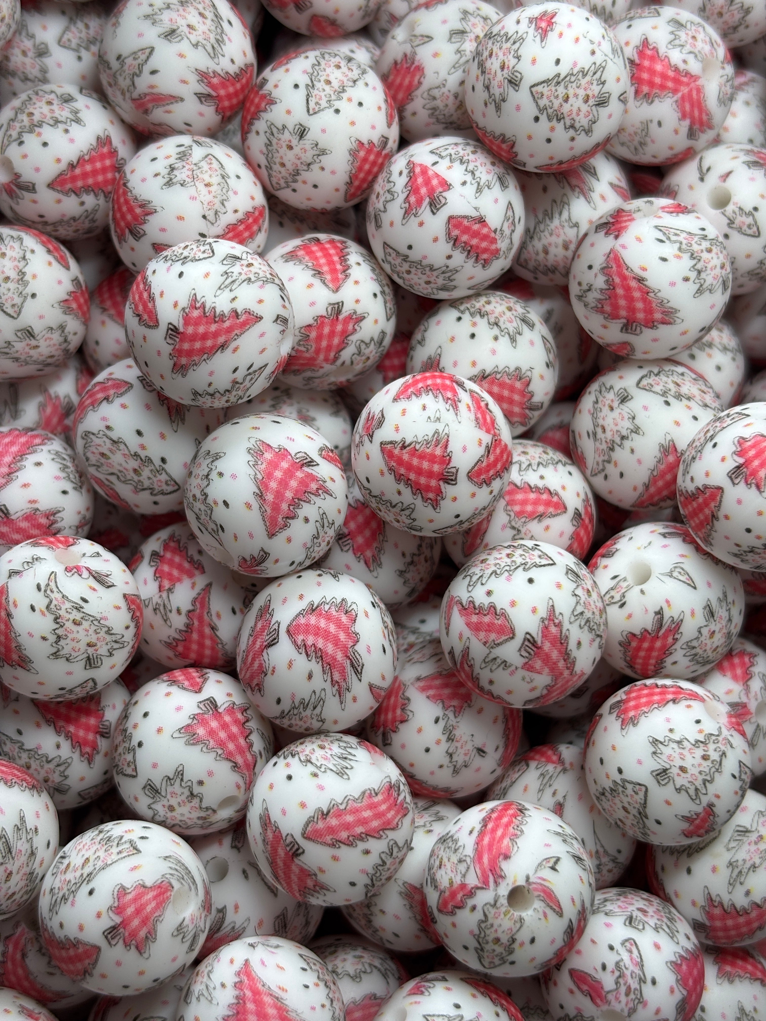 15mm Pink Christmas Tree Silicone Bead
