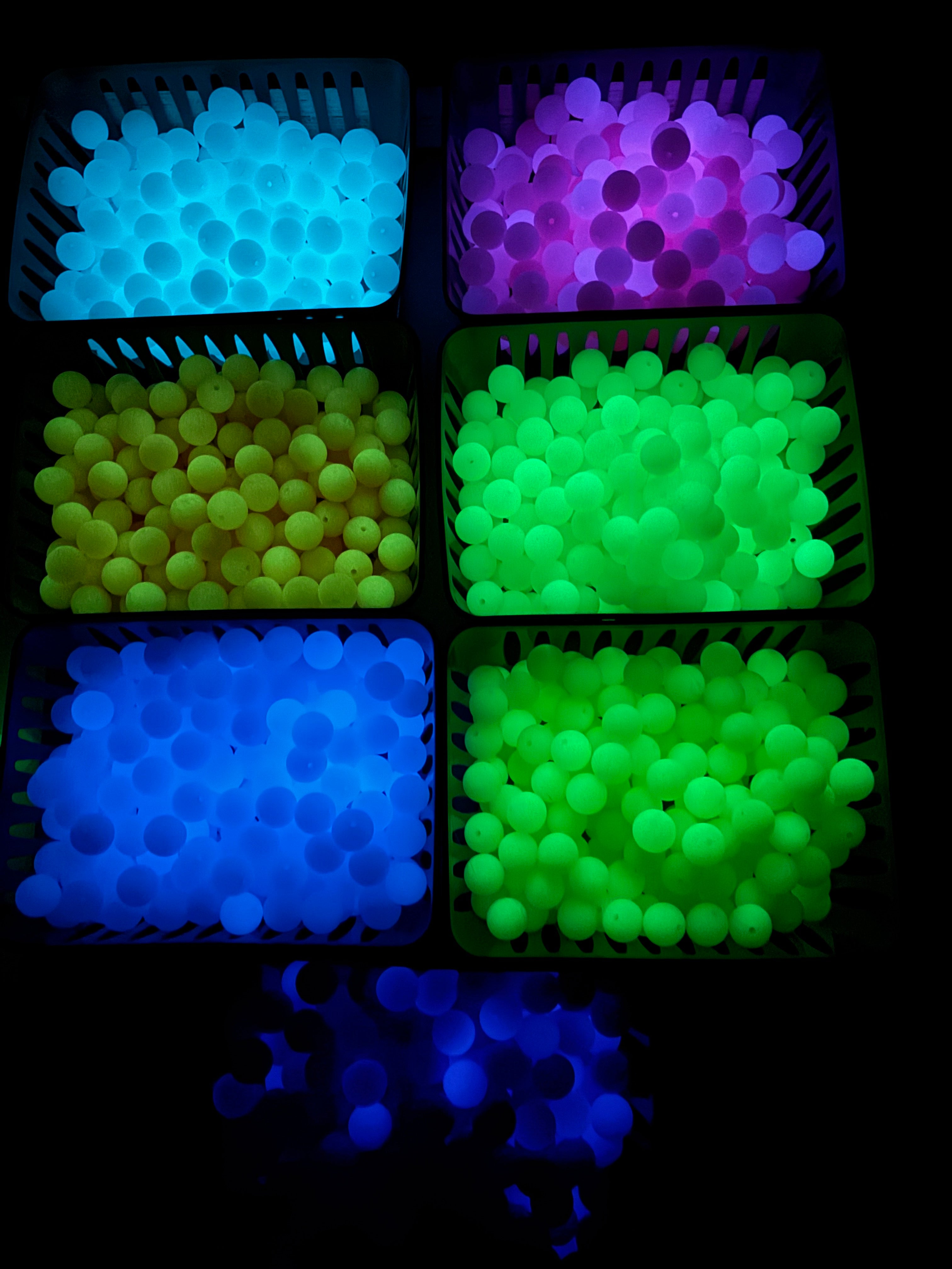 Glow in the Dark 15mm Silicone Beads